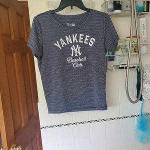 Women's New Era, New with tags NY Yankees Baseball T-shirt.